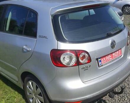 Серый Фольксваген Гольф Плюс, объемом двигателя 1.6 л и пробегом 256 тыс. км за 5500 $, фото 4 на Automoto.ua