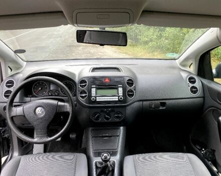 Фольксваген Golf Plus 2006 у Дніпро (Дніпропетровську) на Automoto.ua Сірий Фольксваген Golf Plus, об'ємом двигуна 1.4 л та пробігом 232 тис. км за 5550 $, фото 11 на Automoto.ua