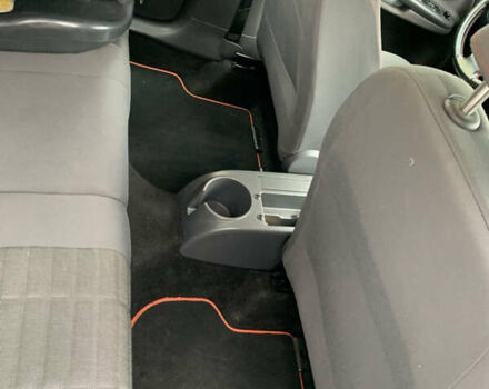 Серый Фольксваген Гольф Плюс, объемом двигателя 1.6 л и пробегом 206 тыс. км за 5999 $, фото 16 на Automoto.ua