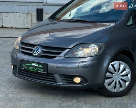 Серый Фольксваген Гольф Плюс, объемом двигателя 1.39 л и пробегом 212 тыс. км за 5500 $, фото 1 на Automoto.ua