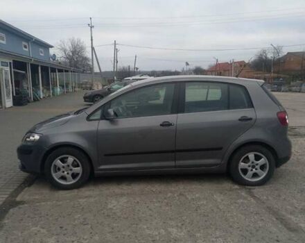 Серый Фольксваген Гольф Плюс, объемом двигателя 1.6 л и пробегом 267 тыс. км за 5800 $, фото 5 на Automoto.ua