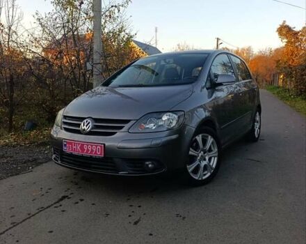 Серый Фольксваген Гольф Плюс, объемом двигателя 1.6 л и пробегом 217 тыс. км за 7400 $, фото 23 на Automoto.ua