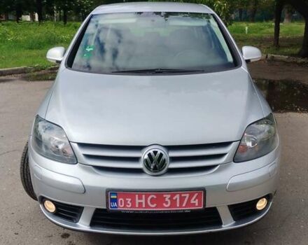 Серый Фольксваген Гольф Плюс, объемом двигателя 1.6 л и пробегом 180 тыс. км за 6700 $, фото 7 на Automoto.ua