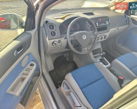 Сірий Фольксваген Golf Plus, об'ємом двигуна 1.6 л та пробігом 230 тис. км за 5950 $, фото 8 на Automoto.ua