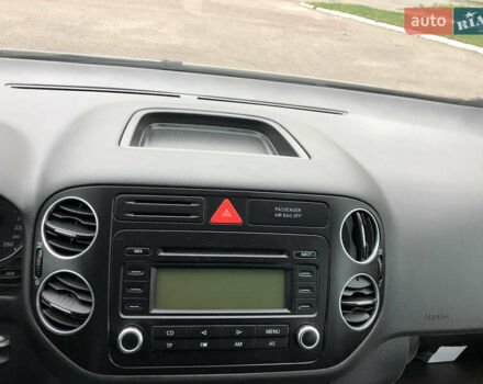 Серый Фольксваген Гольф Плюс, объемом двигателя 1.6 л и пробегом 202 тыс. км за 6800 $, фото 42 на Automoto.ua