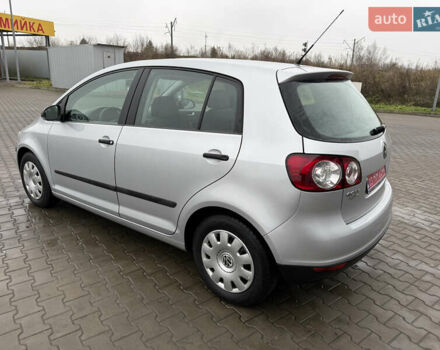 Сірий Фольксваген Golf Plus, об'ємом двигуна 1.6 л та пробігом 194 тис. км за 5950 $, фото 4 на Automoto.ua