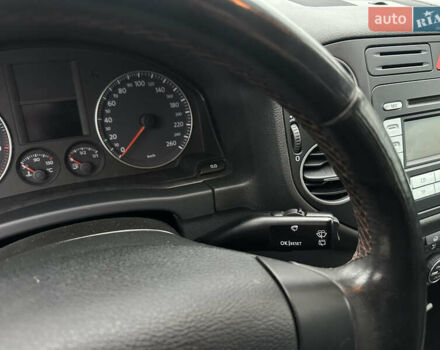 Сірий Фольксваген Golf Plus, об'ємом двигуна 1.6 л та пробігом 202 тис. км за 6500 $, фото 25 на Automoto.ua