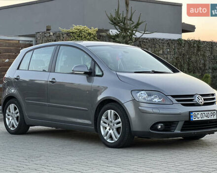 Сірий Фольксваген Golf Plus, об'ємом двигуна 1.6 л та пробігом 260 тис. км за 6799 $, фото 26 на Automoto.ua