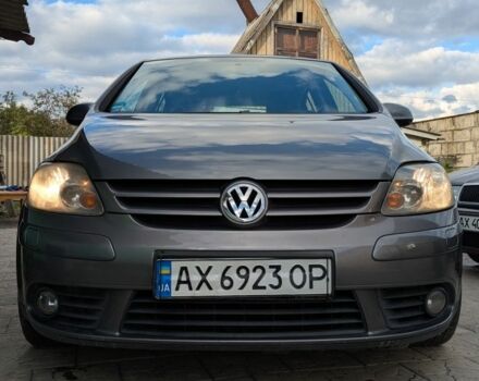 Серый Фольксваген Гольф Плюс, объемом двигателя 1.6 л и пробегом 290 тыс. км за 6500 $, фото 3 на Automoto.ua