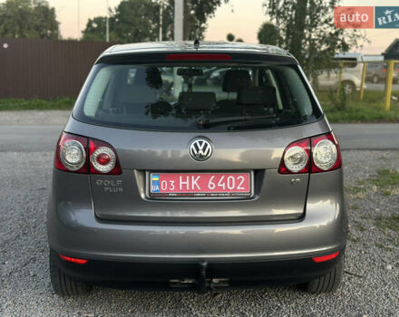 Серый Фольксваген Гольф Плюс, объемом двигателя 1.6 л и пробегом 202 тыс. км за 6500 $, фото 16 на Automoto.ua