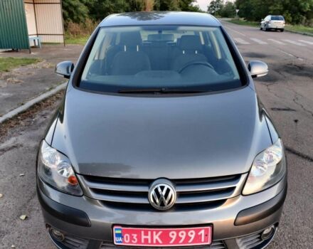 Серый Фольксваген Гольф Плюс, объемом двигателя 1.6 л и пробегом 175 тыс. км за 5999 $, фото 3 на Automoto.ua