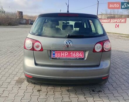 Сірий Фольксваген Golf Plus, об'ємом двигуна 1.6 л та пробігом 206 тис. км за 5700 $, фото 5 на Automoto.ua