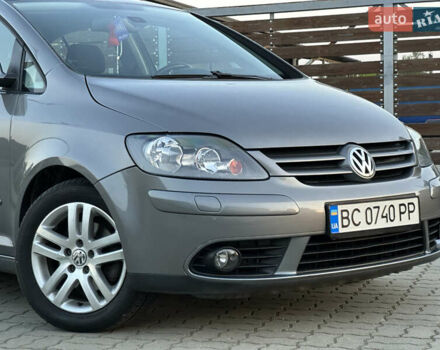 Сірий Фольксваген Golf Plus, об'ємом двигуна 1.6 л та пробігом 260 тис. км за 6799 $, фото 17 на Automoto.ua