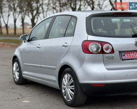Сірий Фольксваген Golf Plus, об'ємом двигуна 1.4 л та пробігом 225 тис. км за 5300 $, фото 12 на Automoto.ua