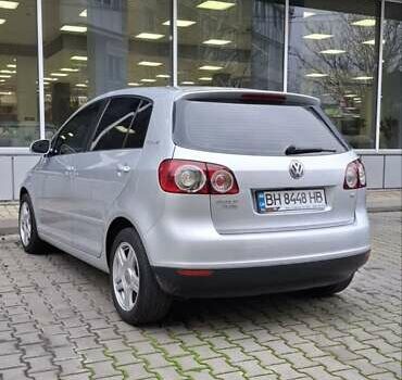 Серый Фольксваген Гольф Плюс, объемом двигателя 1.6 л и пробегом 191 тыс. км за 6900 $, фото 5 на Automoto.ua