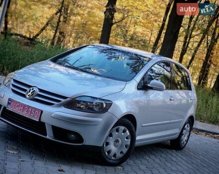 Серый Фольксваген Гольф Плюс, объемом двигателя 1.6 л и пробегом 181 тыс. км за 5599 $, фото 46 на Automoto.ua
