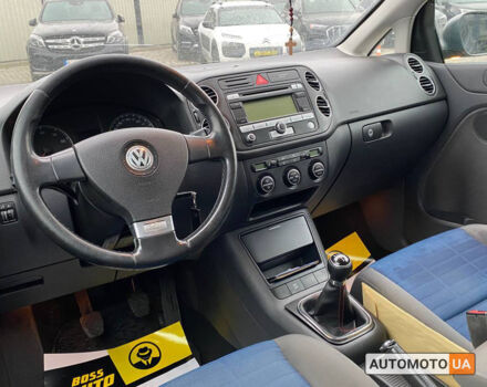 Серый Фольксваген Гольф Плюс, объемом двигателя 1.4 л и пробегом 227 тыс. км за 6300 $, фото 9 на Automoto.ua