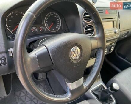 Серый Фольксваген Гольф Плюс, объемом двигателя 1.6 л и пробегом 197 тыс. км за 6300 $, фото 10 на Automoto.ua