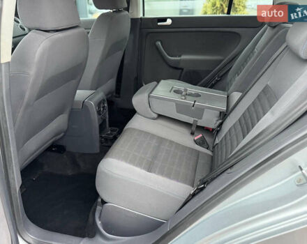 Серый Фольксваген Гольф Плюс, объемом двигателя 1.6 л и пробегом 220 тыс. км за 6190 $, фото 45 на Automoto.ua