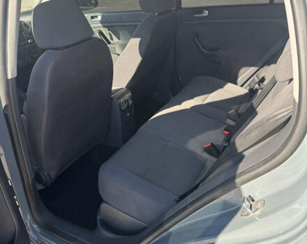 Серый Фольксваген Гольф Плюс, объемом двигателя 1.6 л и пробегом 216 тыс. км за 6099 $, фото 4 на Automoto.ua