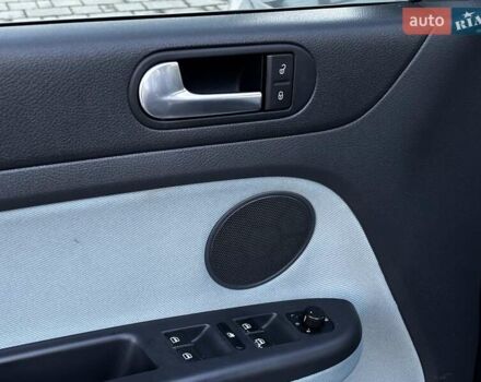 Серый Фольксваген Гольф Плюс, объемом двигателя 1.6 л и пробегом 223 тыс. км за 7499 $, фото 65 на Automoto.ua