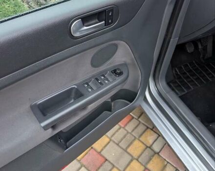 Сірий Фольксваген Golf Plus, об'ємом двигуна 1.62 л та пробігом 194 тис. км за 6000 $, фото 24 на Automoto.ua