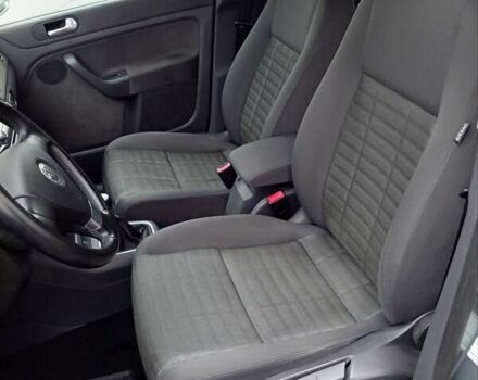 Сірий Фольксваген Golf Plus, об'ємом двигуна 1.4 л та пробігом 186 тис. км за 5899 $, фото 16 на Automoto.ua