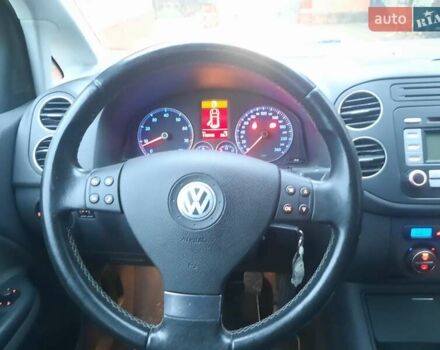 Серый Фольксваген Гольф Плюс, объемом двигателя 1.6 л и пробегом 112 тыс. км за 7300 $, фото 7 на Automoto.ua