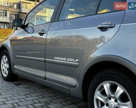 Серый Фольксваген Гольф Плюс, объемом двигателя 1.6 л и пробегом 223 тыс. км за 7499 $, фото 24 на Automoto.ua