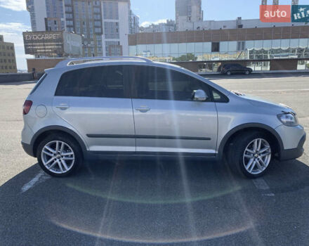 Сірий Фольксваген Golf Plus, об'ємом двигуна 1.6 л та пробігом 253 тис. км за 9800 $, фото 5 на Automoto.ua