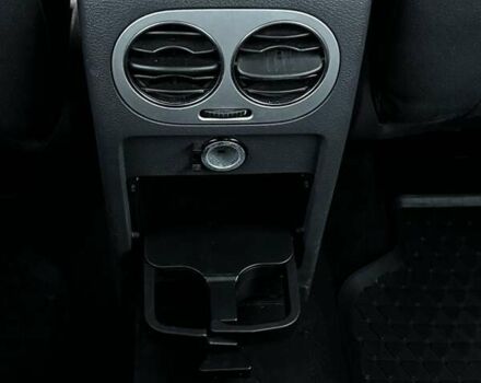 Серый Фольксваген Гольф Плюс, объемом двигателя 1.6 л и пробегом 223 тыс. км за 7499 $, фото 90 на Automoto.ua