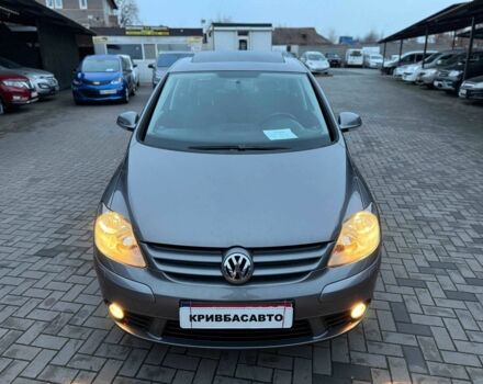 Серый Фольксваген Гольф Плюс, объемом двигателя 1.6 л и пробегом 227 тыс. км за 7300 $, фото 1 на Automoto.ua