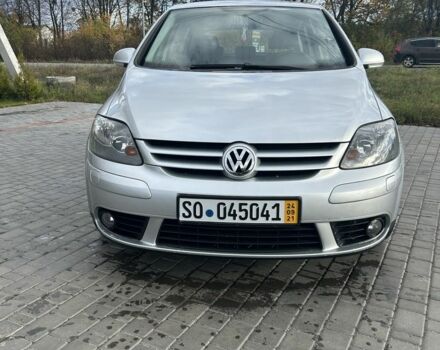 Серый Фольксваген Гольф Плюс, объемом двигателя 1.6 л и пробегом 198 тыс. км за 5800 $, фото 3 на Automoto.ua