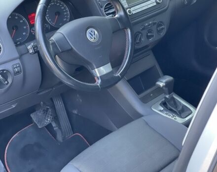 Серый Фольксваген Гольф Плюс, объемом двигателя 1.6 л и пробегом 240 тыс. км за 6900 $, фото 20 на Automoto.ua