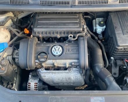 Серый Фольксваген Гольф Плюс, объемом двигателя 1.4 л и пробегом 186 тыс. км за 6300 $, фото 5 на Automoto.ua