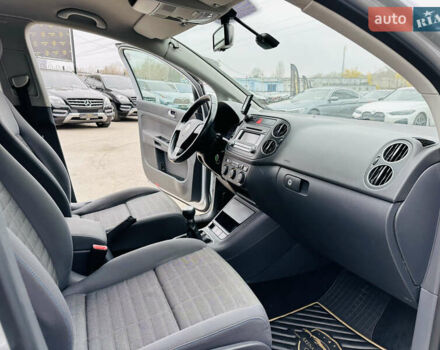 Серый Фольксваген Гольф Плюс, объемом двигателя 1.6 л и пробегом 183 тыс. км за 7200 $, фото 22 на Automoto.ua