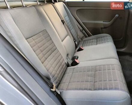 Серый Фольксваген Гольф Плюс, объемом двигателя 1.6 л и пробегом 106 тыс. км за 7300 $, фото 60 на Automoto.ua