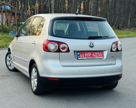 Серый Фольксваген Гольф Плюс, объемом двигателя 1.6 л и пробегом 180 тыс. км за 5699 $, фото 5 на Automoto.ua