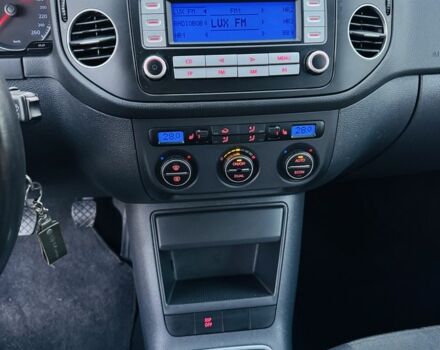 Серый Фольксваген Гольф Плюс, объемом двигателя 1.6 л и пробегом 180 тыс. км за 5699 $, фото 10 на Automoto.ua