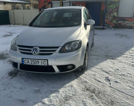 Сірий Фольксваген Golf Plus, об'ємом двигуна 1.6 л та пробігом 162 тис. км за 6600 $, фото 7 на Automoto.ua