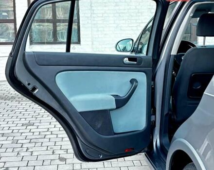 Серый Фольксваген Гольф Плюс, объемом двигателя 1.6 л и пробегом 223 тыс. км за 7499 $, фото 74 на Automoto.ua