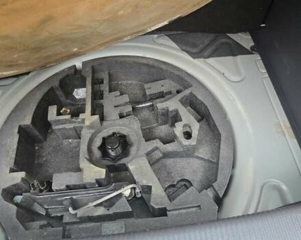 Фольксваген Гольф Плюс 2007 в Луцке на Automoto.ua Серый Фольксваген Гольф Плюс, объемом двигателя 1.6 л и пробегом 226 тыс. км за 6000 $, фото 11 на Automoto.ua