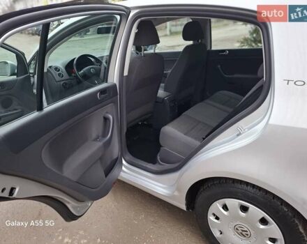 Серый Фольксваген Гольф Плюс, объемом двигателя 1.4 л и пробегом 222 тыс. км за 5850 $, фото 30 на Automoto.ua