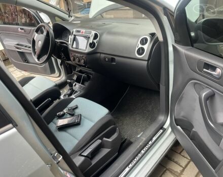 Серый Фольксваген Гольф Плюс, объемом двигателя 1.6 л и пробегом 253 тыс. км за 9800 $, фото 9 на Automoto.ua