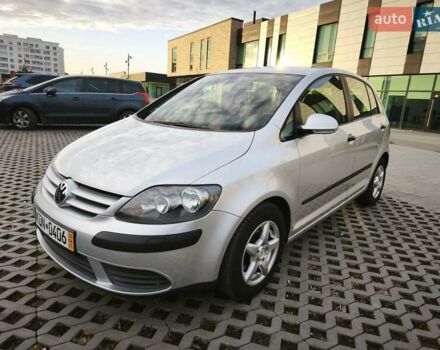 Серый Фольксваген Гольф Плюс, объемом двигателя 1.6 л и пробегом 163 тыс. км за 6900 $, фото 10 на Automoto.ua