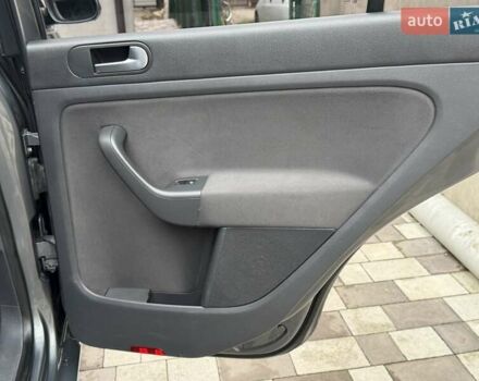 Сірий Фольксваген Golf Plus, об'ємом двигуна 1.9 л та пробігом 241 тис. км за 6600 $, фото 36 на Automoto.ua