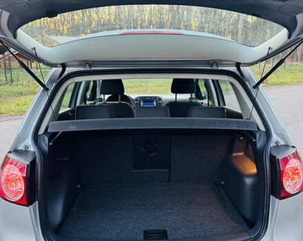 Серый Фольксваген Гольф Плюс, объемом двигателя 1.6 л и пробегом 180 тыс. км за 5699 $, фото 49 на Automoto.ua