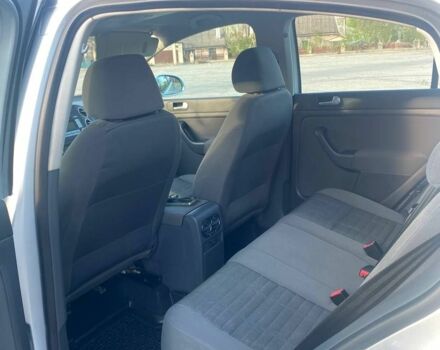 Серый Фольксваген Гольф Плюс, объемом двигателя 1.4 л и пробегом 186 тыс. км за 6300 $, фото 4 на Automoto.ua