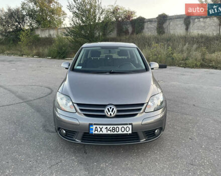 Сірий Фольксваген Golf Plus, об'ємом двигуна 1.6 л та пробігом 212 тис. км за 6000 $, фото 3 на Automoto.ua