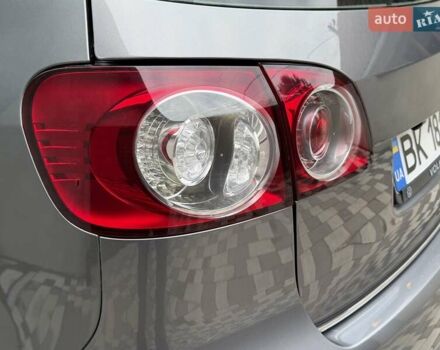 Сірий Фольксваген Golf Plus, об'ємом двигуна 1.9 л та пробігом 241 тис. км за 6600 $, фото 30 на Automoto.ua